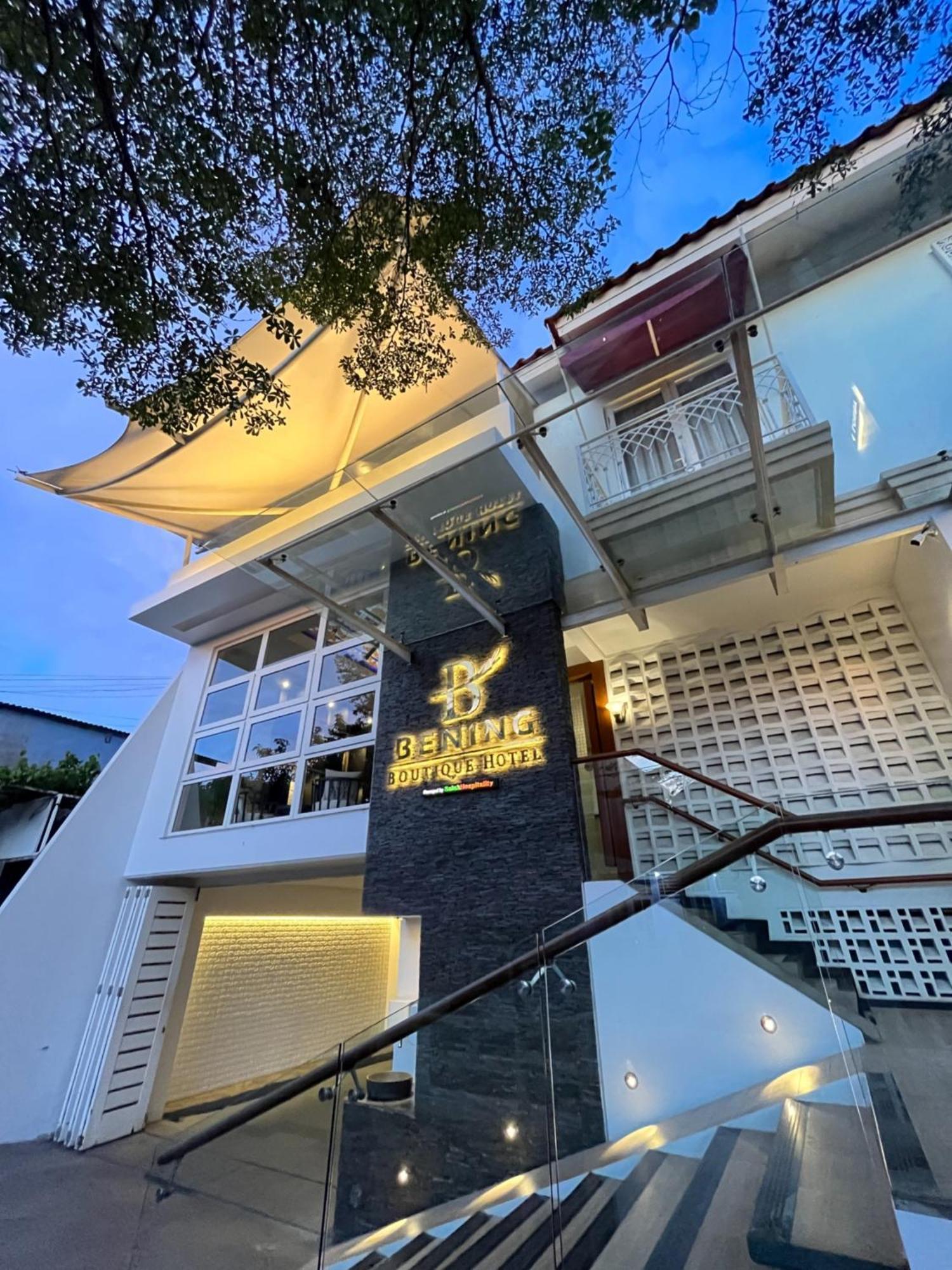 Bening Boutique Hotel Managed By Salak Hospitality Bekasi Exterior photo
